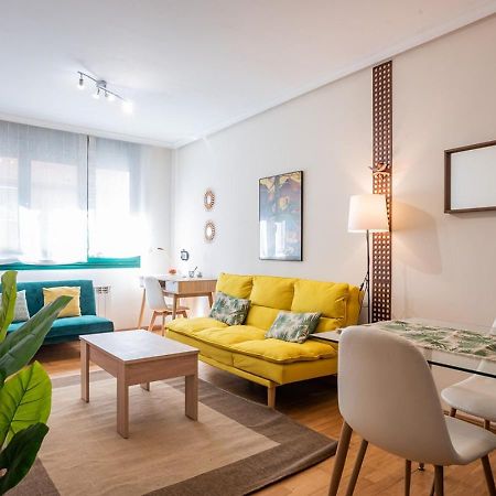 Apartamento céntrico con parking y Wifi Onís Extérieur photo