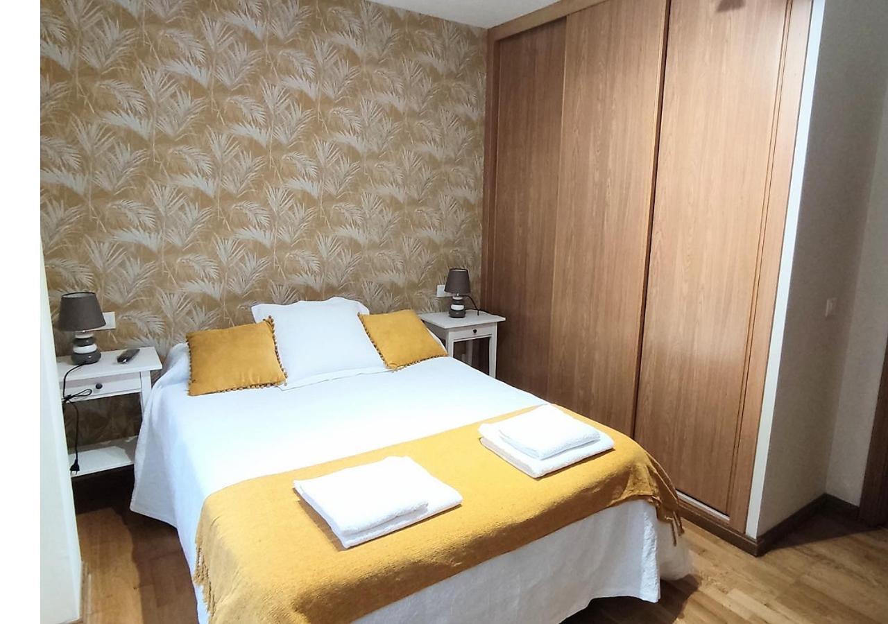 Apartamento céntrico con parking y Wifi Onís Extérieur photo