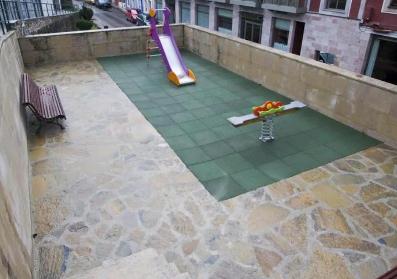Apartamento céntrico con parking y Wifi Onís Extérieur photo